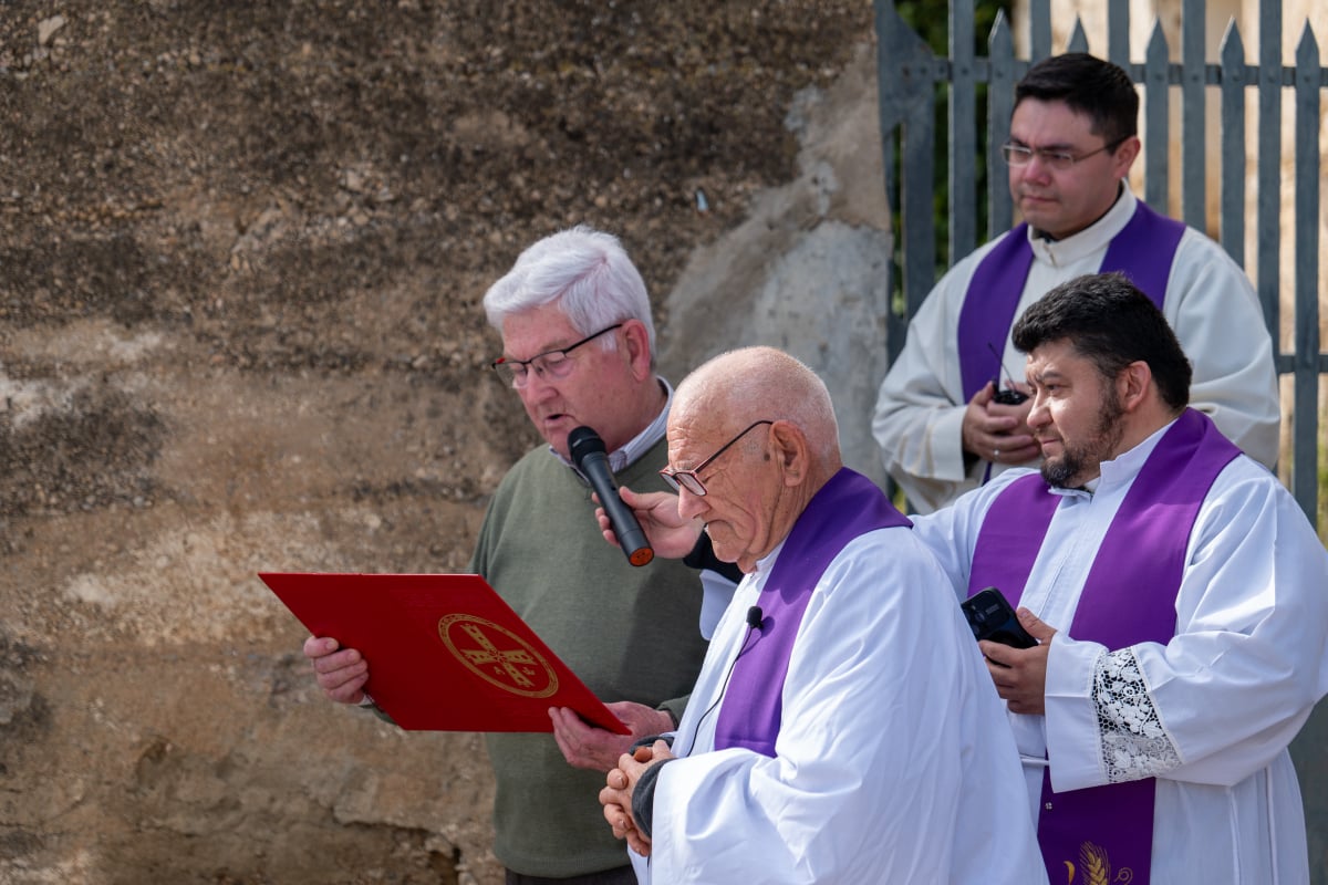 Viacrucis en Alcala del Obispo